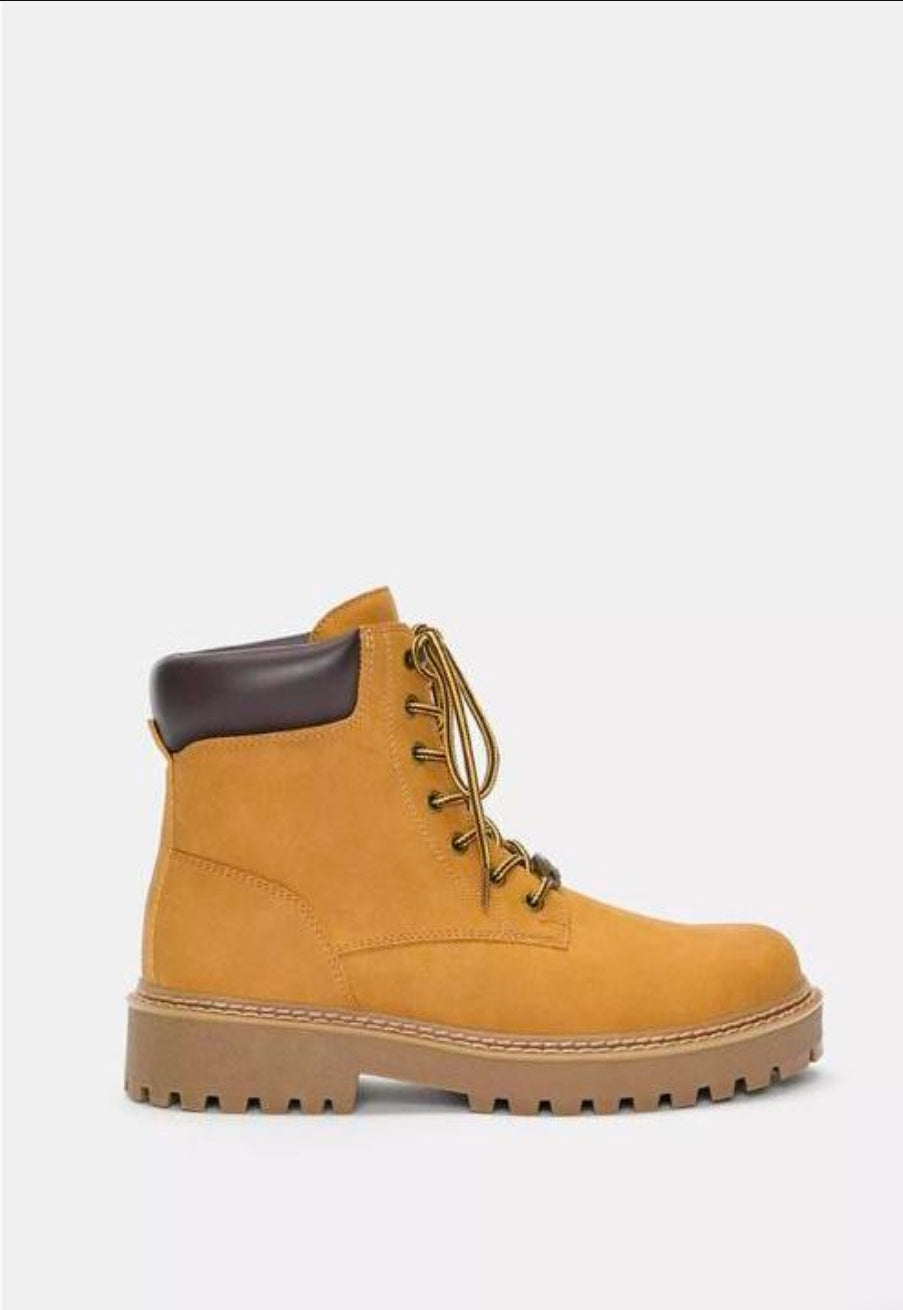 STWD Lace Up Boots